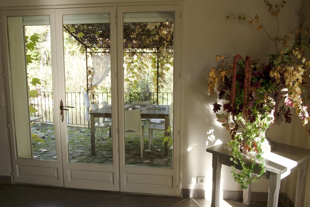Maison Pres De L'Eau LʼIsle-sur-la-Sorgue Exteriér fotografie